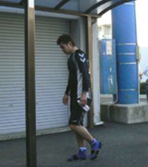 ナゴヤ球場での秋季練習に姿を見せた朝倉健太